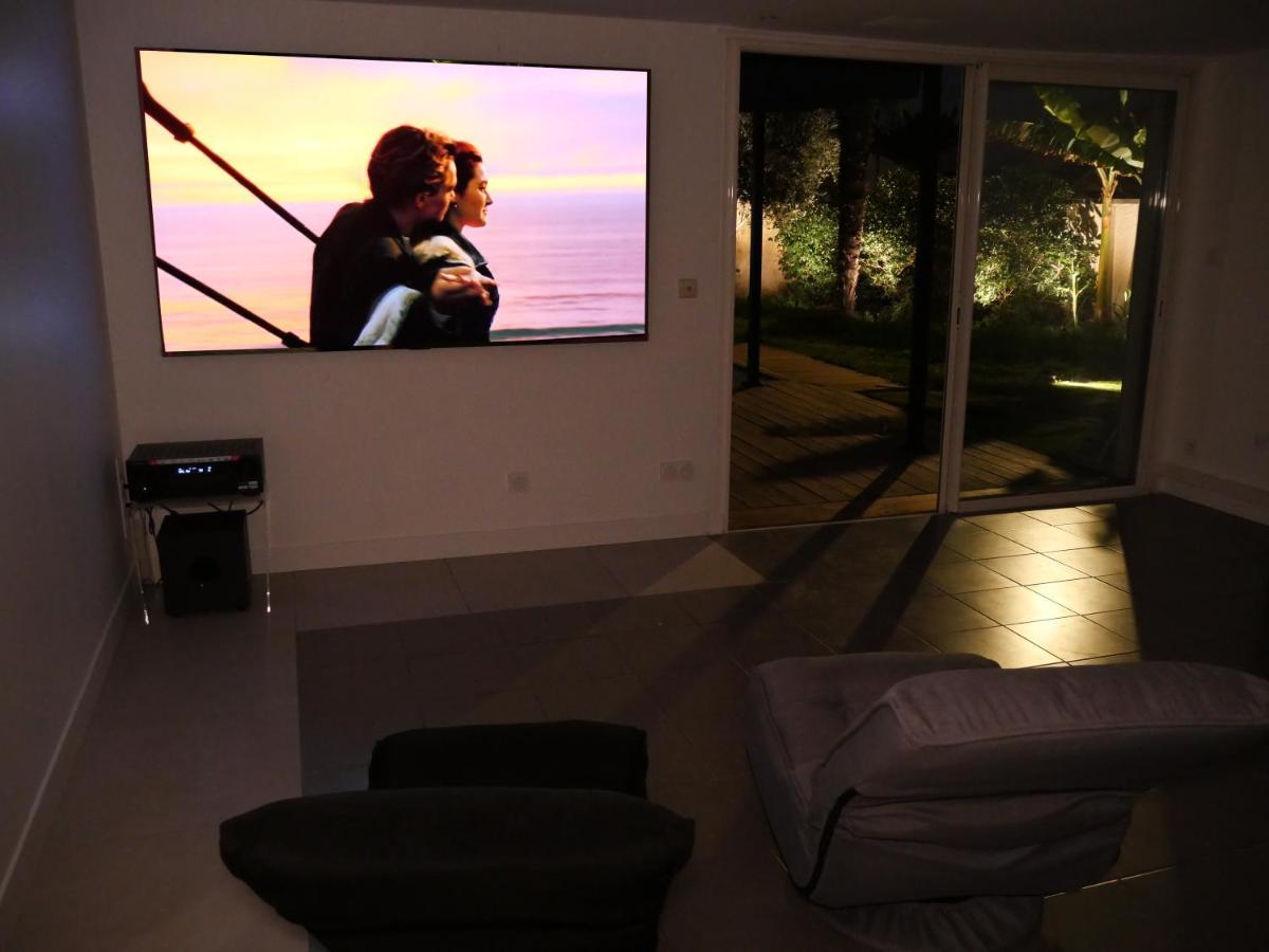 Unique! Jacuzzi Prive 35°C + Cinema Villa Entiere Meyzieu Extérieur photo